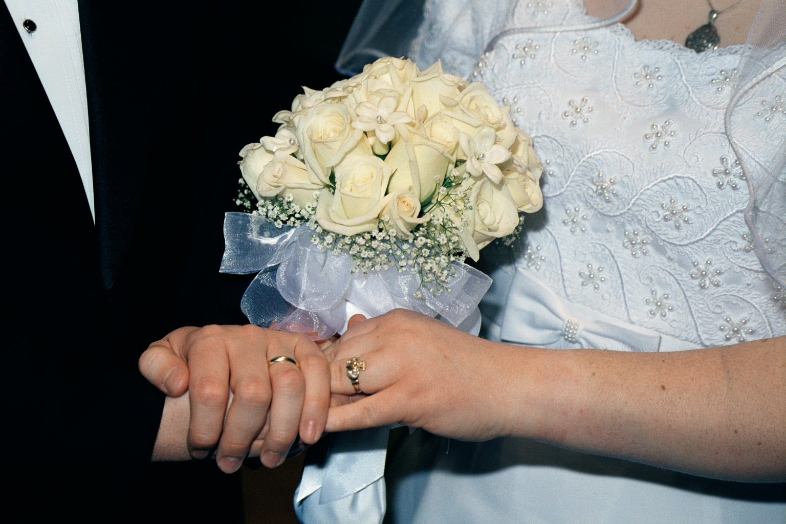 Bouquet and rings.